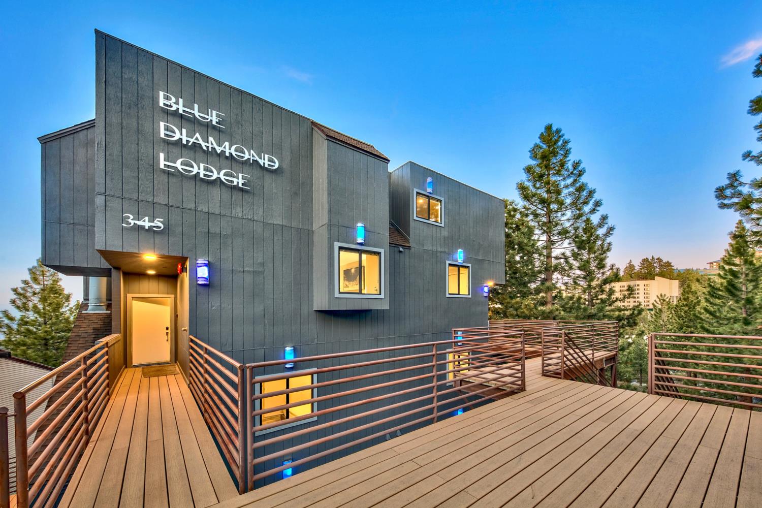 Sapphire House - Image 38